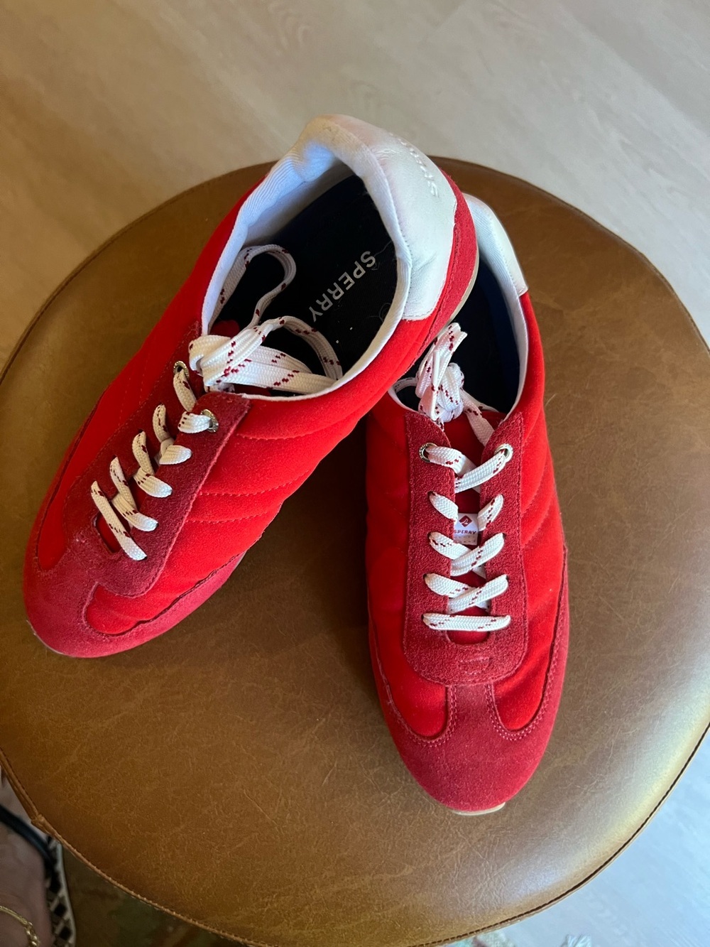 Sperry Runabout jogger sneaker. Red/white. EUC! Size 9.